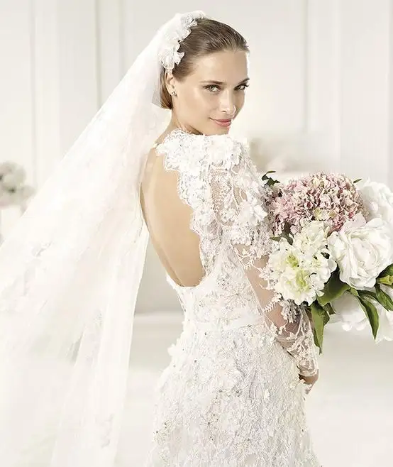 wedding-dress.webp