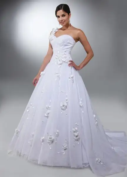 wedding-dresses-unique.webp
