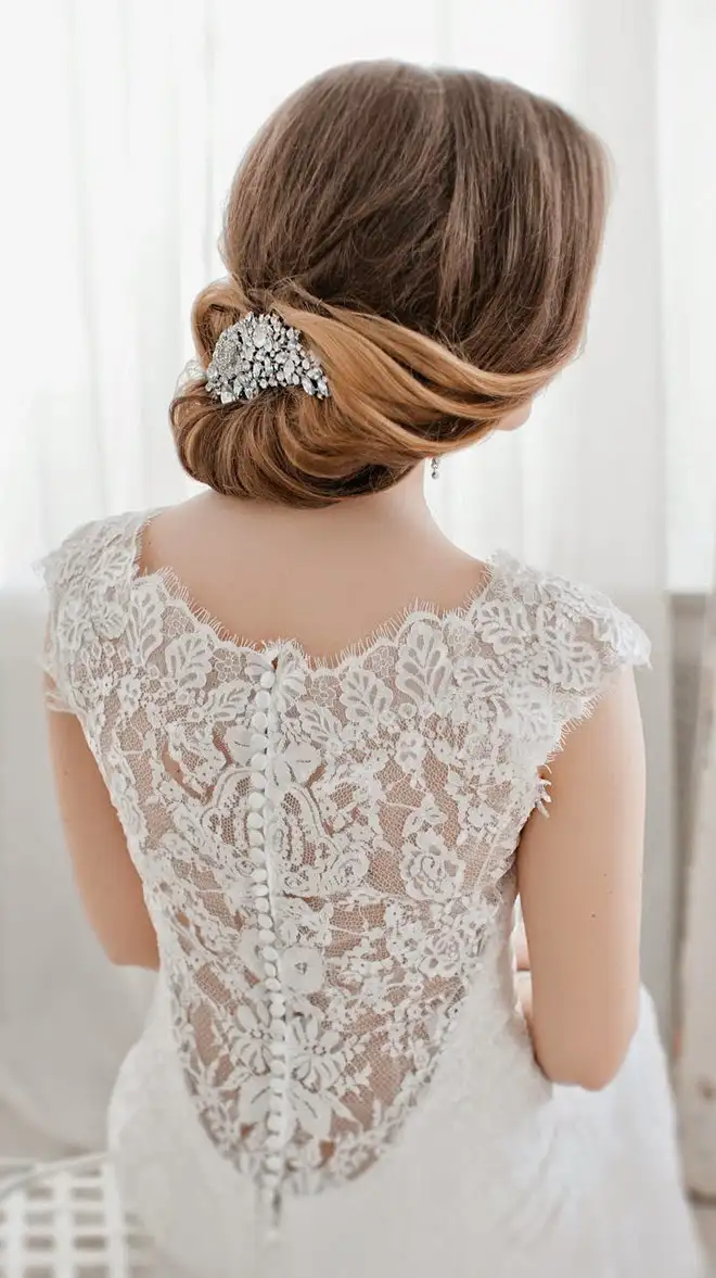 wedding-haistyle-5b_djr3sg.webp