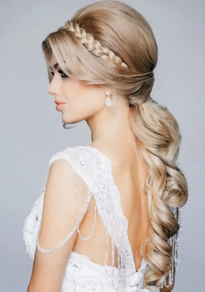 wedding-haistyle-8_kuhvl5.webp