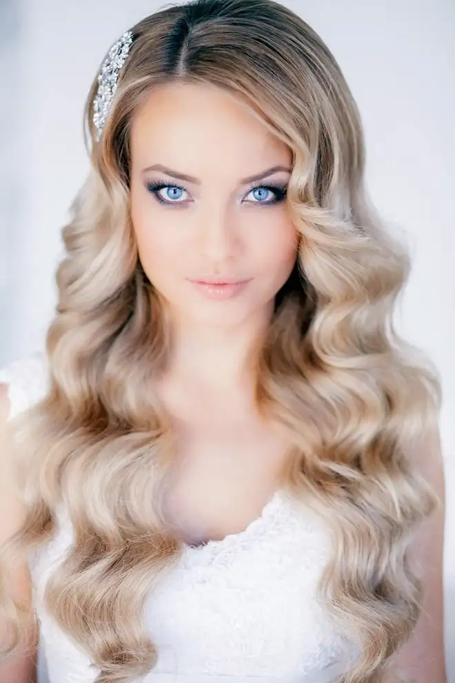 wedding-haistyle-8b_muvg1v.webp