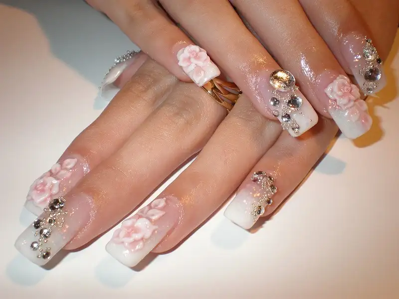 wedding-nail-art-design.webp