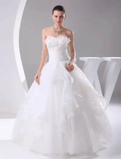 wedding_dresses__Beaded-Strapless-Organza-Wedding-Gown-with-3D-Flower-1-400x526.webp
