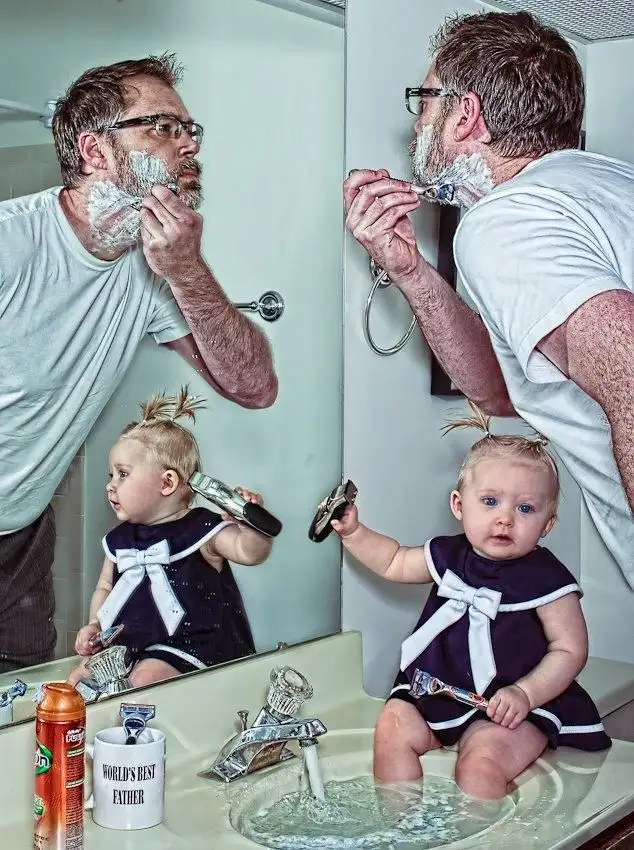 Worlds-Best-Father-Dave-Engledow-with-Daughter-Alice-Bee-16.webp