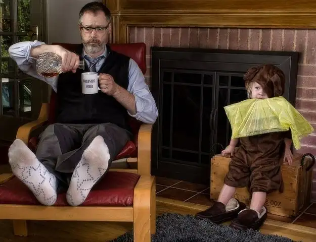 Worlds-Best-Father-Dave-Engledow-with-Daughter-Alice-Bee-40.webp