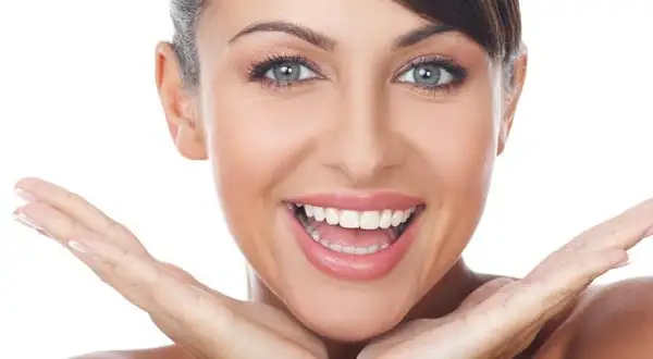 yagli-cilt-bakimi-600x330.webp