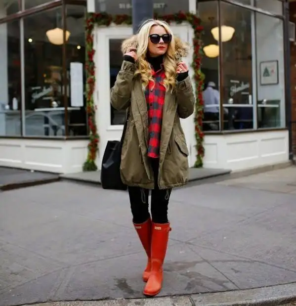 yagmurlu_hava_kombinleri_moda_kiyafet (11).webp