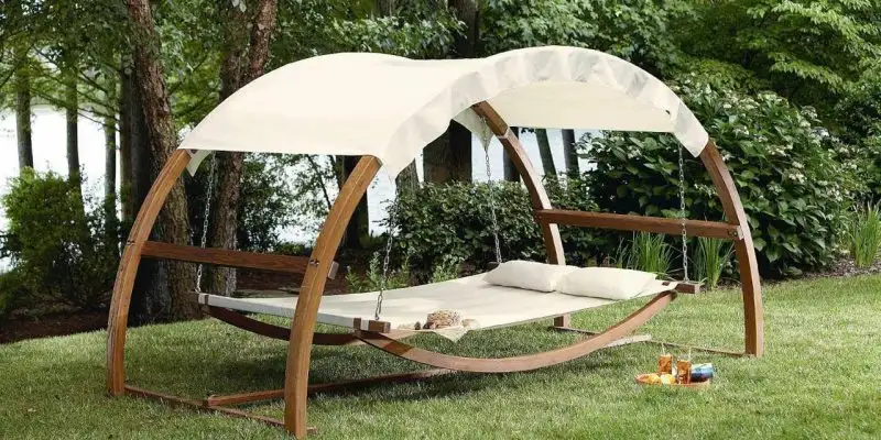 yataklı-bahçe-salıncakları-1280x640.webp