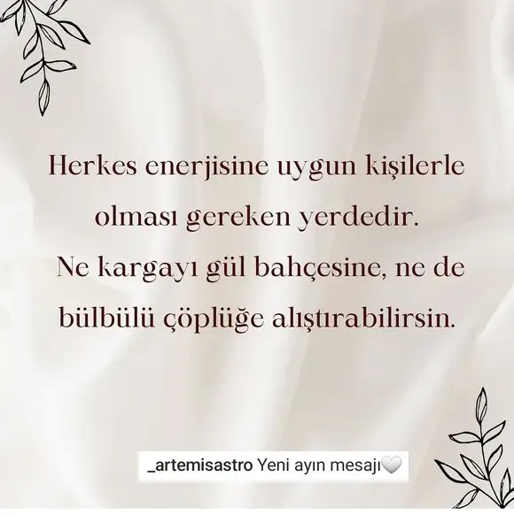 yeniay.webp
