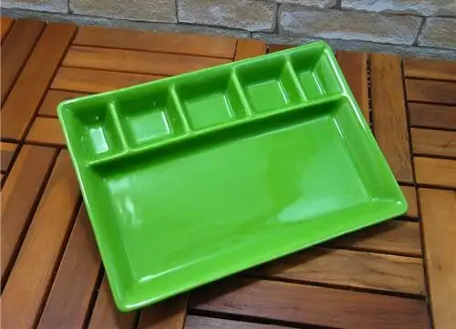 yeşil-renkli-lucena-kahvaltı-tabağı.webp
