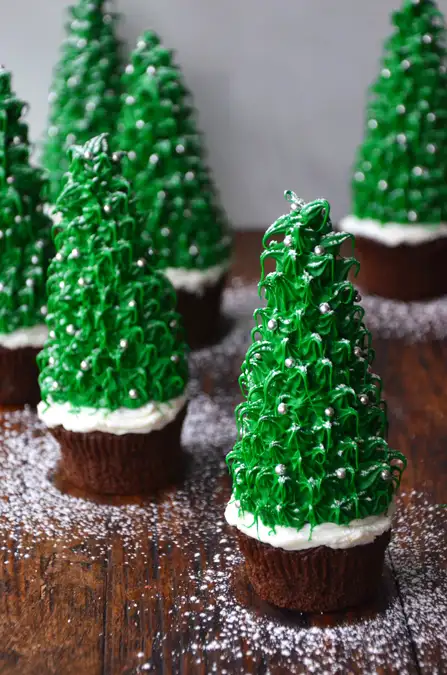 yilbasi_agaci_cupcake1.webp