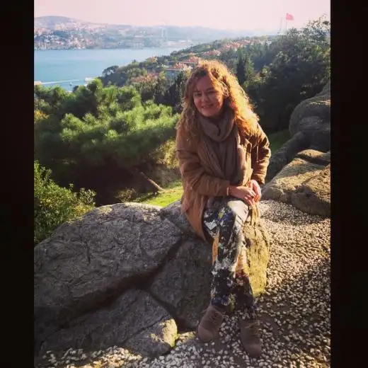 ZEYNO GÜNENÇ Güneş ve boğaz ikilisi.webp