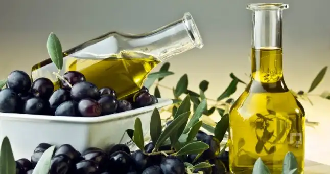 zeytinyagi-sisesi-nasil-temizlenir_646x340.webp