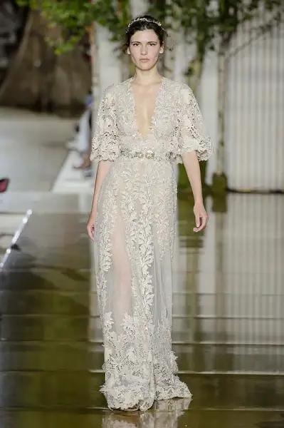 zuhair-murad-sonbahar-2017-couture-defilesi-30790-6072017102419.webp