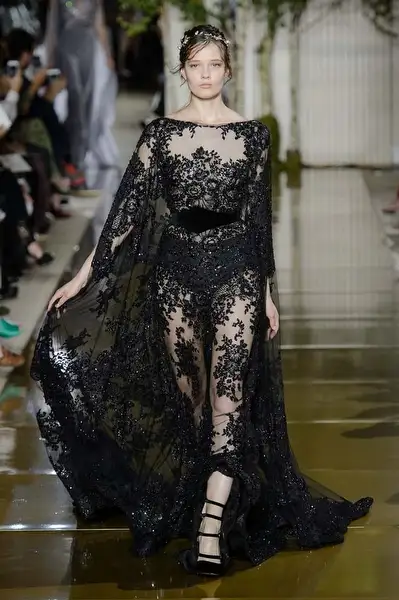 zuhair-murad-sonbahar-2017-couture-defilesi-97616-6072017102245.webp