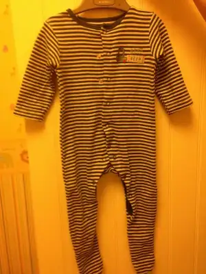 44.MOTHERCARE_9-12AY_T_C (2).webp