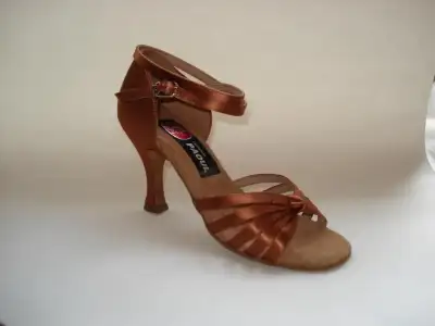 $170 Raso Carne Oscuro (80R).webp