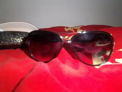 100_2883.webp