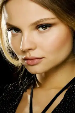 $00420h.webp