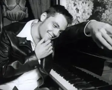$tiziano-ferro (1).webp