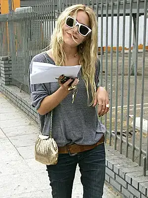 $mary-kate-olsen.webp $mary-kate-olsen.webp