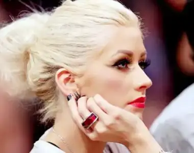 $christina-aguilera_119232.webp