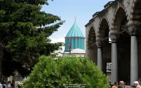 $mevlana_turbesi1.webp