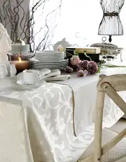 $ENGL&#304;SH HOME MASA ÖRTÜSÜ.webp