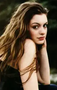 $Anne%20Hathaway[1].webp