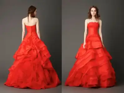 Designer-Vera-Wang-at-New-York-Bridal-wek-2012.webp