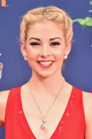 gracie-gold-attends-the-nickelodeon-kids-choice-sports-awards-ucla-s-pauley-pavilion-westwood_1.webp