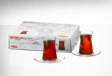 Pasabahce heybeli 8 cay bardagi ve altlik.webp