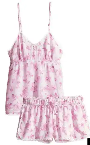 H&M tshirt ve sort.webp