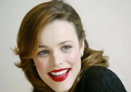 $Rachel-McAdams-5.webp