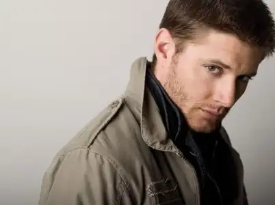 $jensen_ackles_86.webp