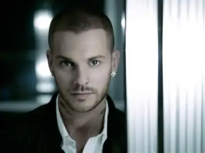 $M-pokora-a-nos-actes-manques.webp