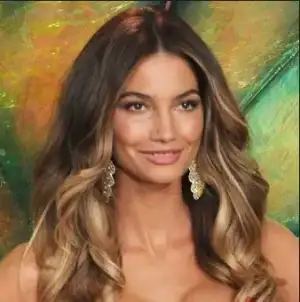 Esmerler-İçin-Gölgeli-Saç-Renkleri-2015.webp