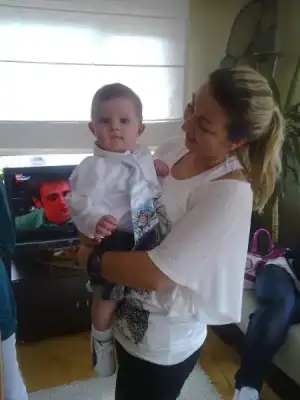 $03102009761.webp