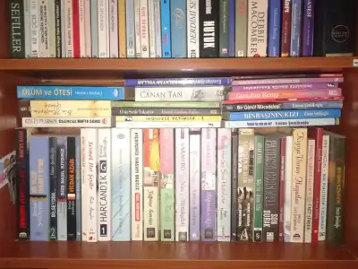 kitaplık.webp
