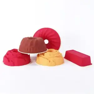 $K&#305;rm&#305;z&#305; silikon kek kal&#305;b&#305;.webp