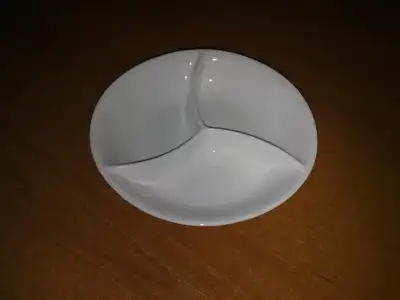 $BÃ¶lmeli porselen tabak.webp