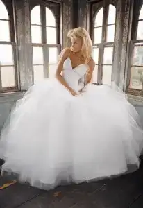 $Alvina-Valenta-Gelinlik-modelleri-206x300.webp