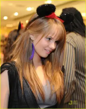 $debby-ryan-mouse-ears.webp $debby-ryan-mouse-ears.webp