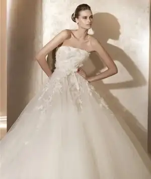 $Pronovias%u002520Laertes1%5B3%5D.webp