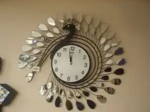 $dekoratif-aynali-duvar-saati-300x225.webp