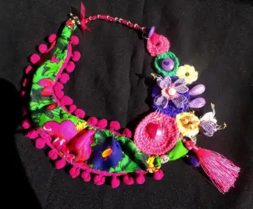 $sultan kolyem pembe.webp