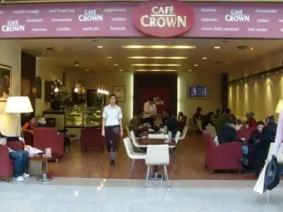 $cafe-crown2.webp