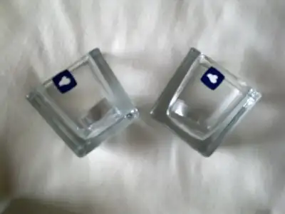 $30102011290.webp
