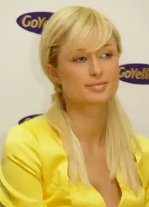 $paris.hilton.4.webp