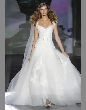 $PronoviasAglayaElieSaab255_1000x1000.webp
